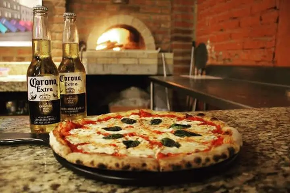 La Notte Pizzería, Restaurante en Puerto Vallarta, Jalisco